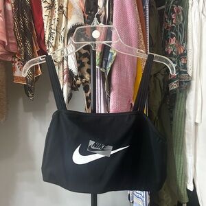 Nike Women's Black Shoulder Bag